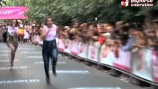 Jogando em Casa: Corrida de Salto Alto